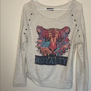 long sleeve graphic tee
